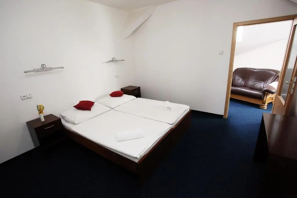 Hotel Irv K - Chambres
