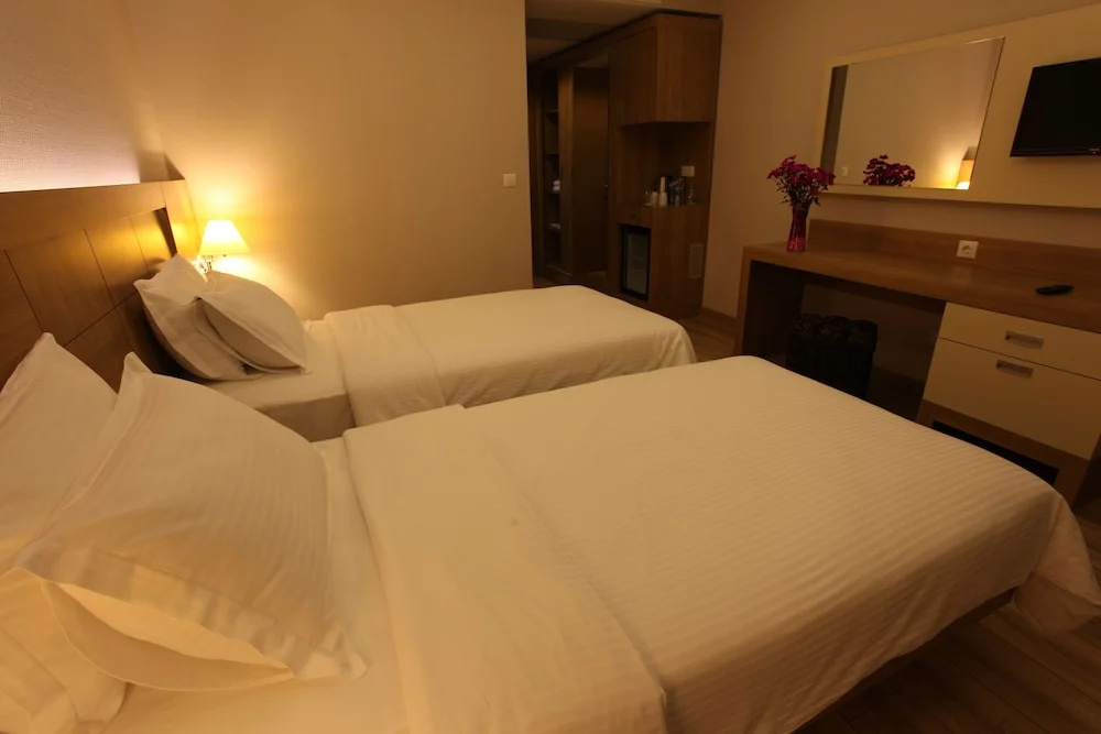 1 Bedroom Deluxe Double room (full double bed)