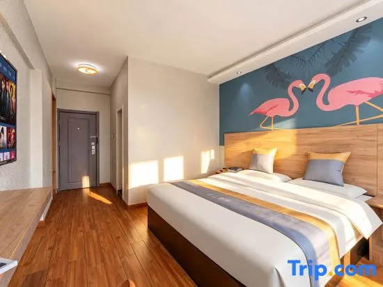 Business Double room (full double bed)