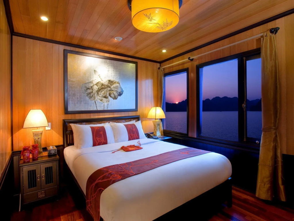Superior Double room (full double bed)