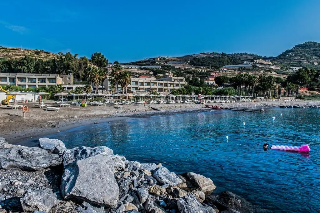 Aregai Marina Hotel & Residence - Général