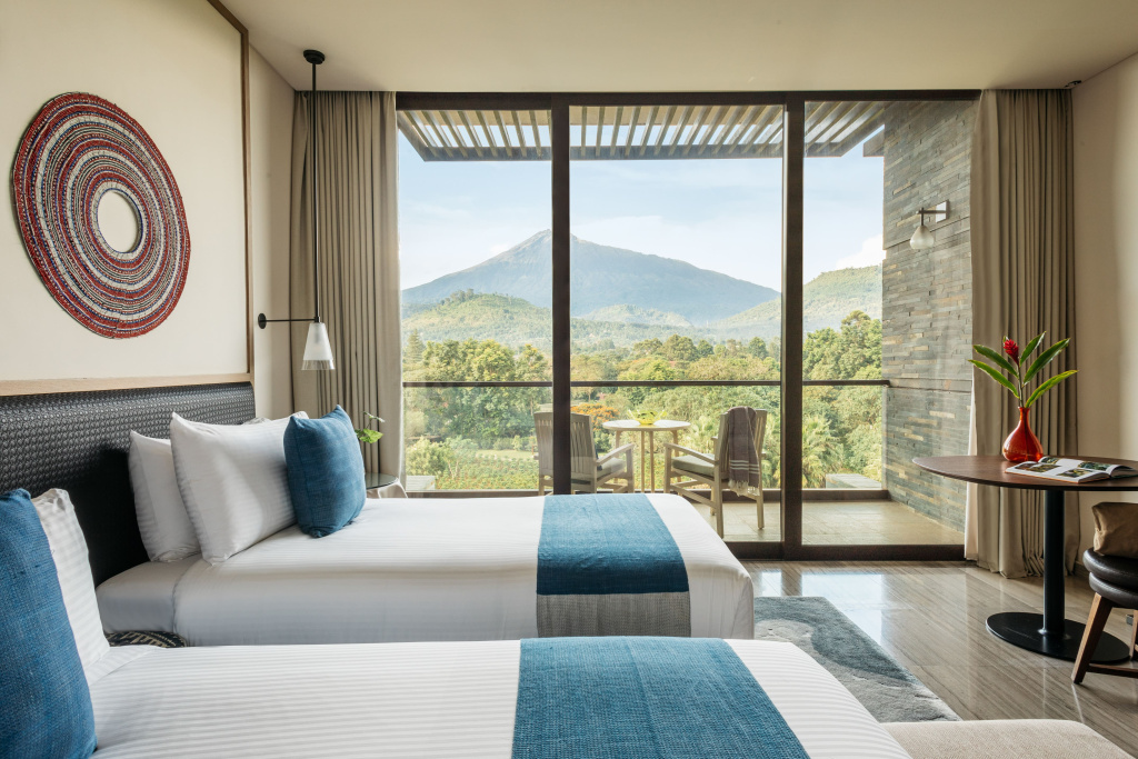 Deluxe Interconnecting room with Mount Meru View