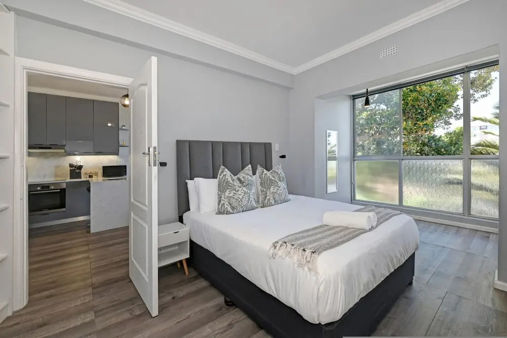 Modern Two Bed Central Green Point Stadium
