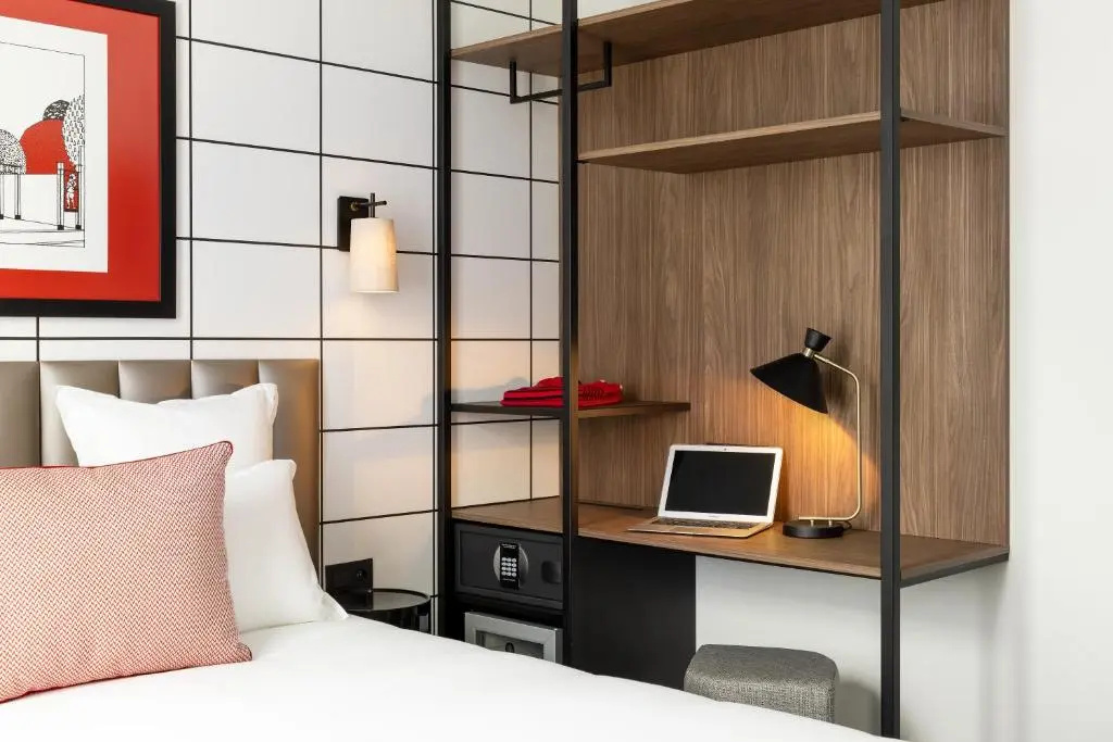 Hotel Moderniste 38