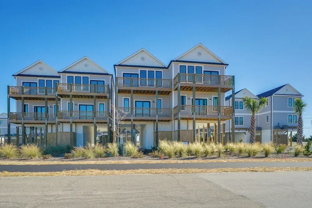 0.1 Mi to Private Beach Access, Elevator, 4br/4ba