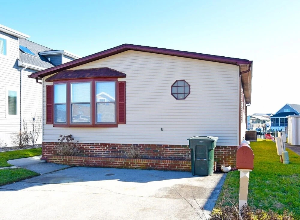 Montego Bay-106 Sea Lane 3 Bedroom Home by RedAwning, Ocean City