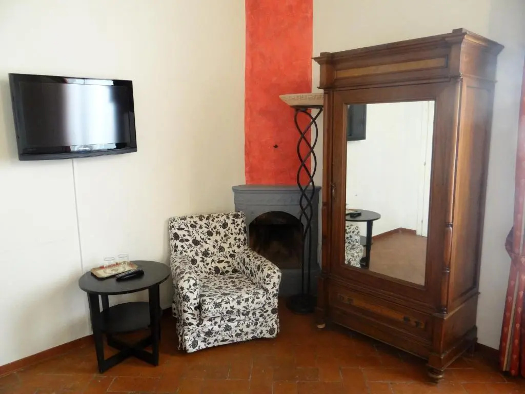 Superior Double room (full double bed)