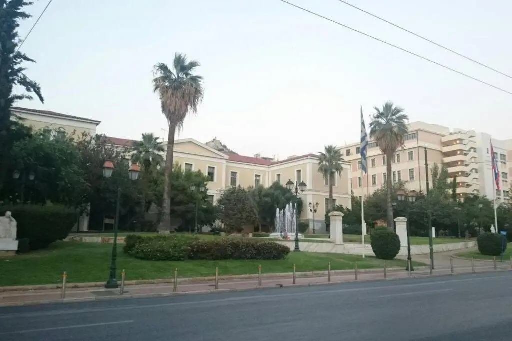 Modern apartment in Athens center