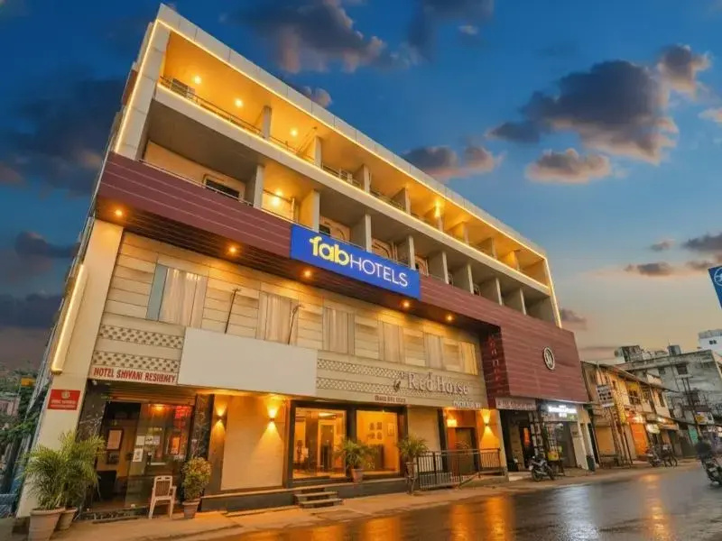 Fabhotel Shivani Residency
