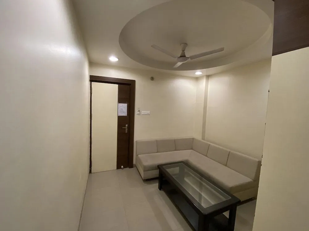 hotel_rooms