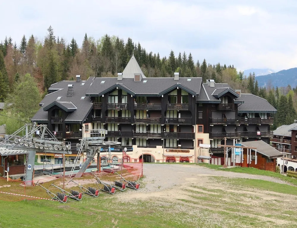 Mountain View Stay Near Morillon Ski Slopes