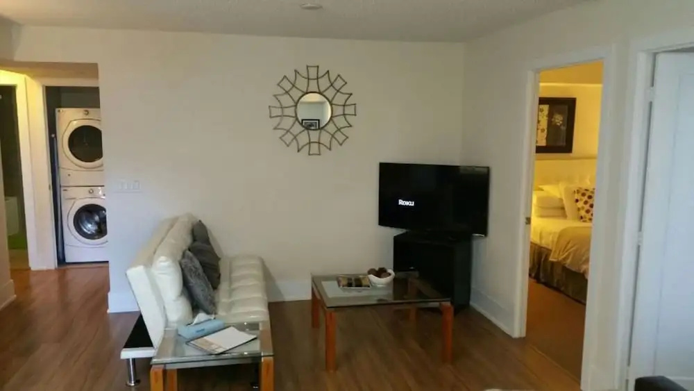 Pelicanstay in Downtown Toronto - Chambres