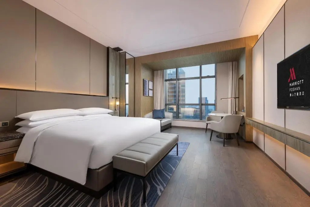 Deluxe Double room (full double bed)
