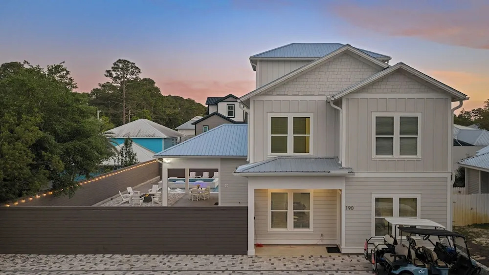 Woodland Shores by Avantstay Sleeps 22 Massive Pool + Spa Golf Cart + Game Room + BBQ Near Seaside