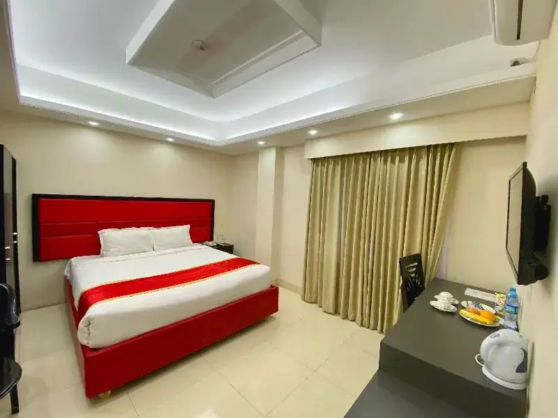Premier Double room (full double bed)