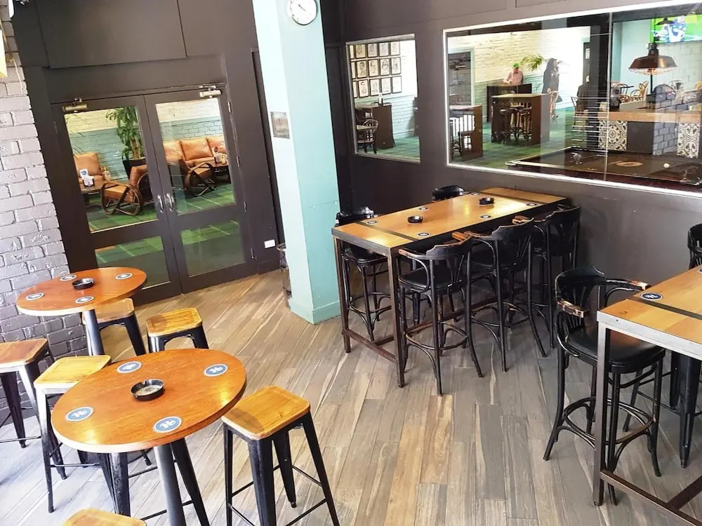 Food & Beverage