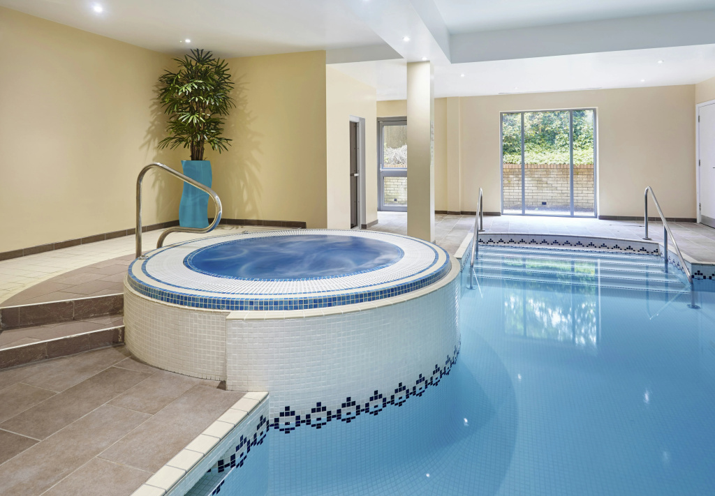 Holiday Inn Cardiff - North M4 by IHG - Général