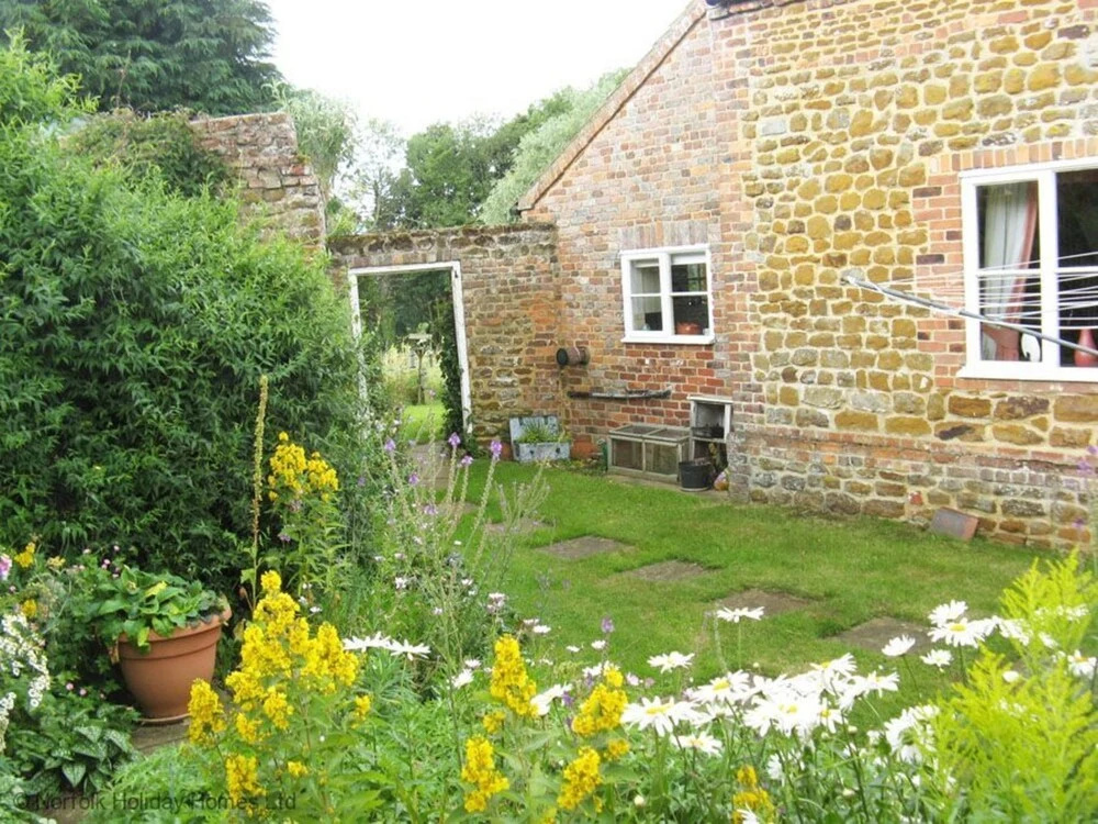 The Smithy With Rural Views