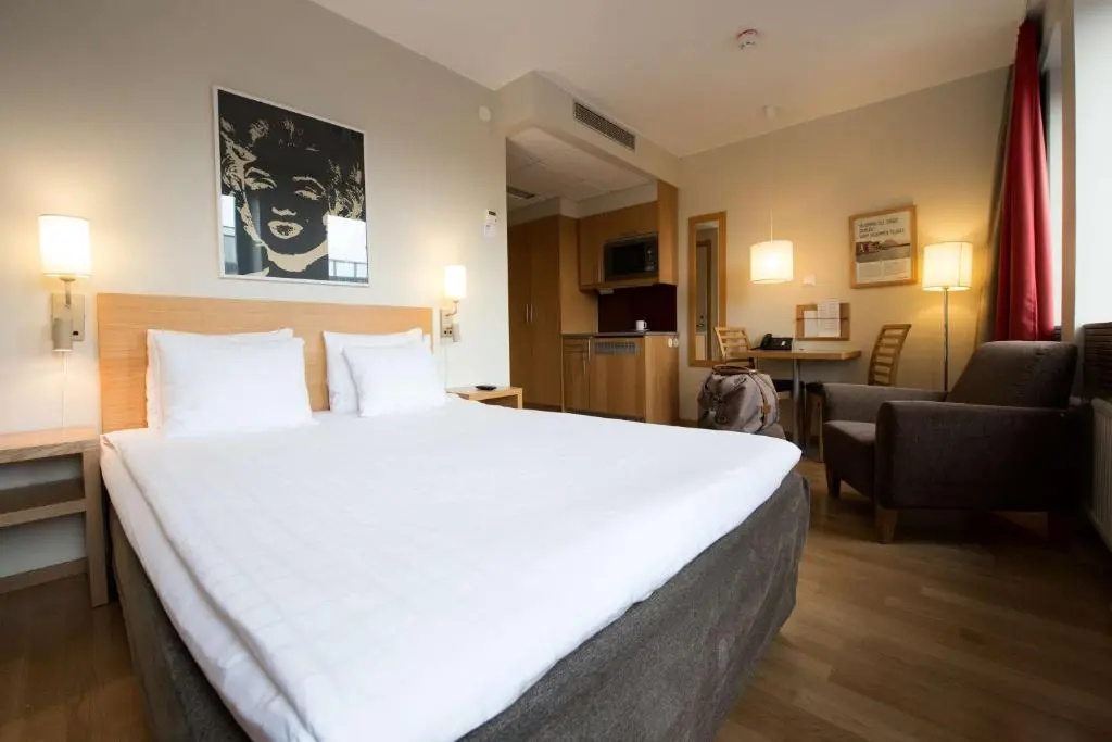 Sky Hotel Apartments - Chambres