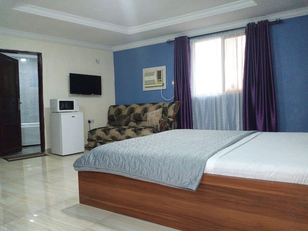 Classic Double room (full double bed)