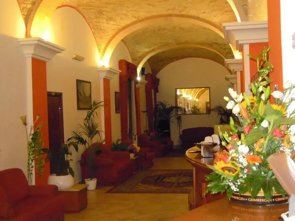 Hotel photo 13