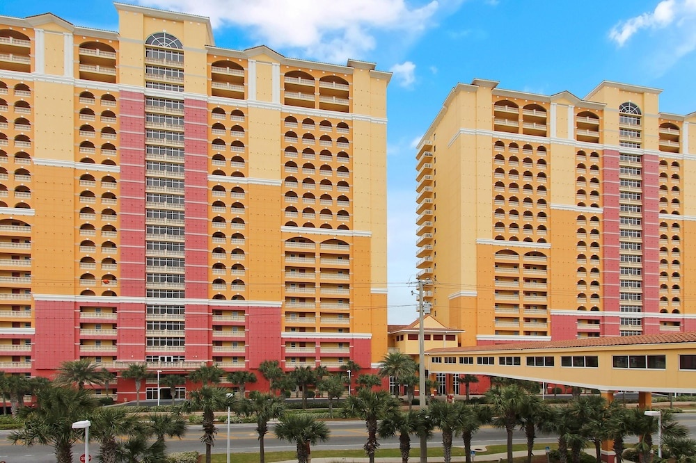 Calypso Resort And Towers by Book That Condo