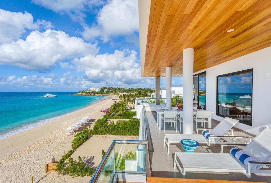 Meads Bay Beach Villas - Chambres