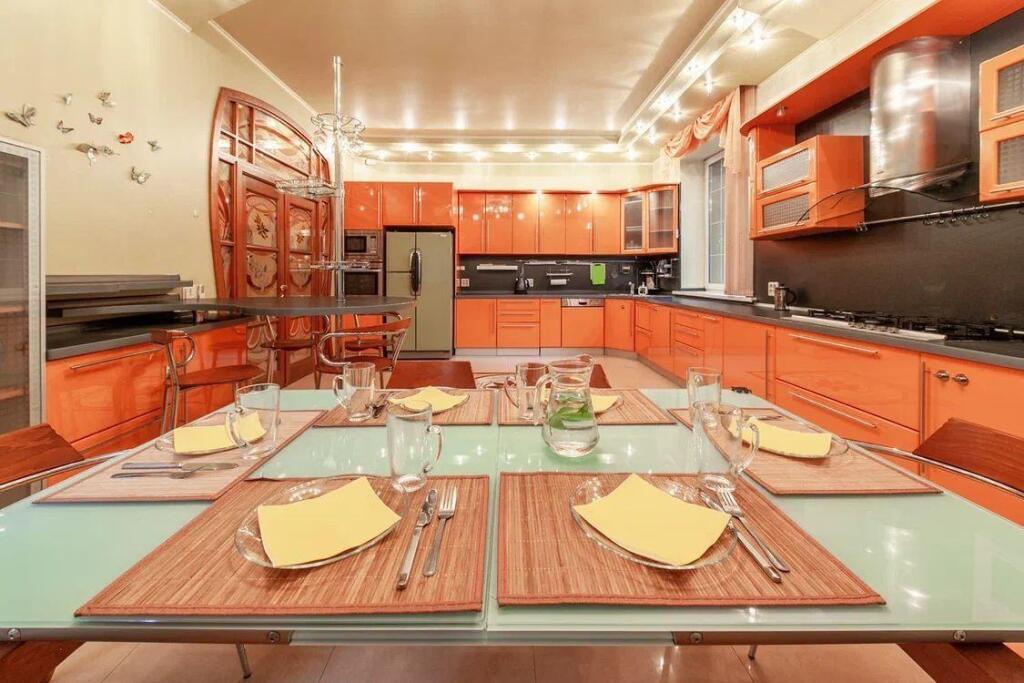 Коттедж Superior с 4 комнатами с балконом в Cottage.Moscow