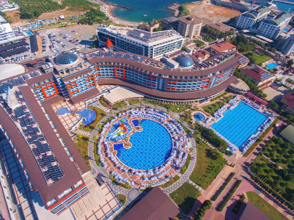 Lonicera world hotel турция