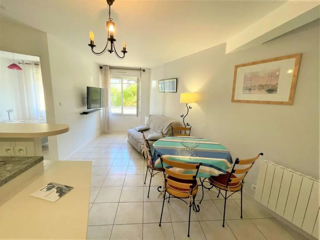 Voir la photo 1 — 606 - Appartement à 50m de la plage du Coz Pors à Trégastel