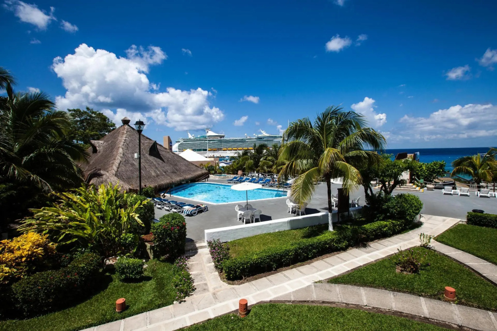 Casa del Mar Cozumel Hotel & Dive Resort with Beach Club access included - Général