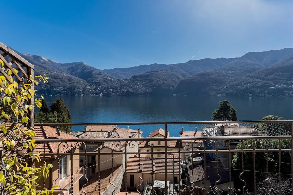 Co-b730-alem2bt - Lovely Apartment Overlooking the Lake