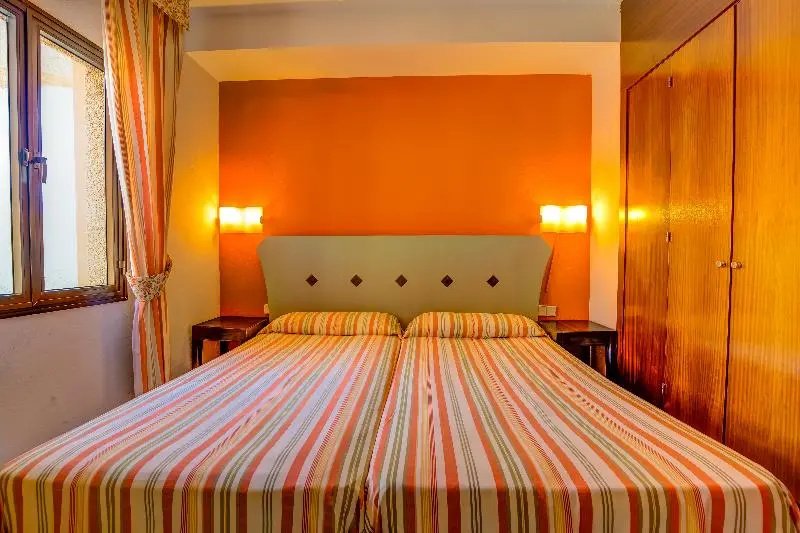 SBH Taro Beach Hotel - Chambres