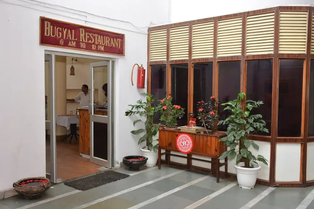 Hotel Drona