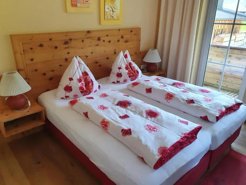 Romantik Pension Lehrberg - Chambres