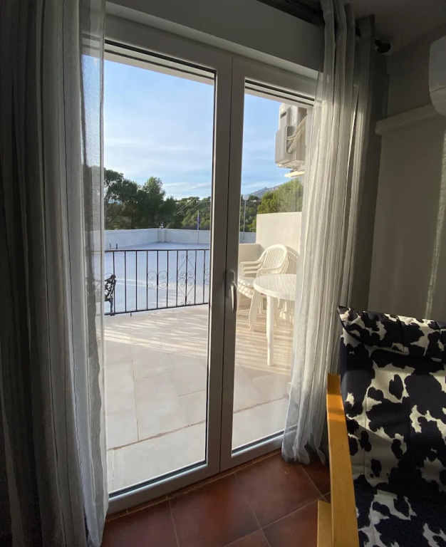 1 Bedroom Standard Triple Family room with garden view