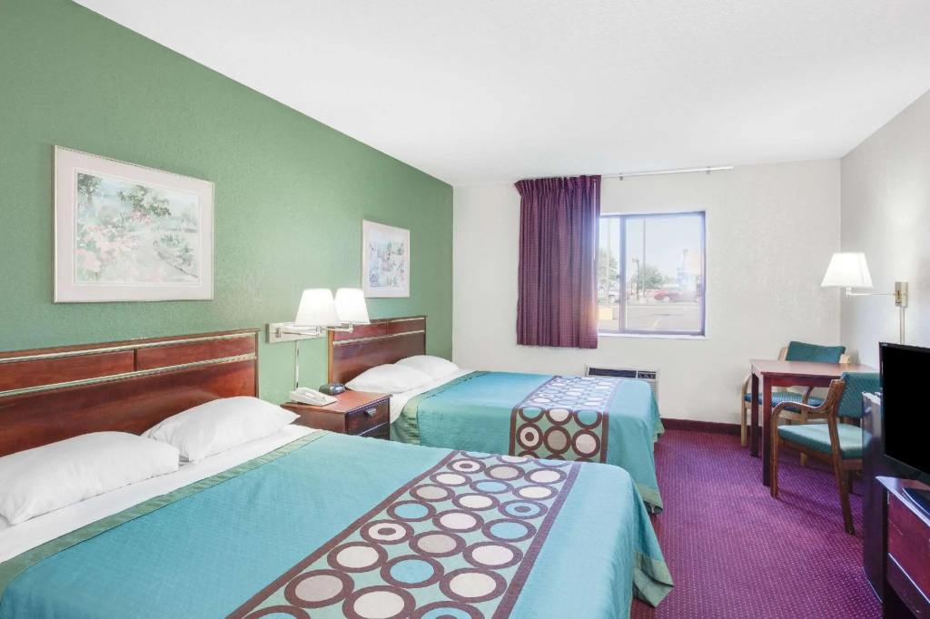Quadruple Suite