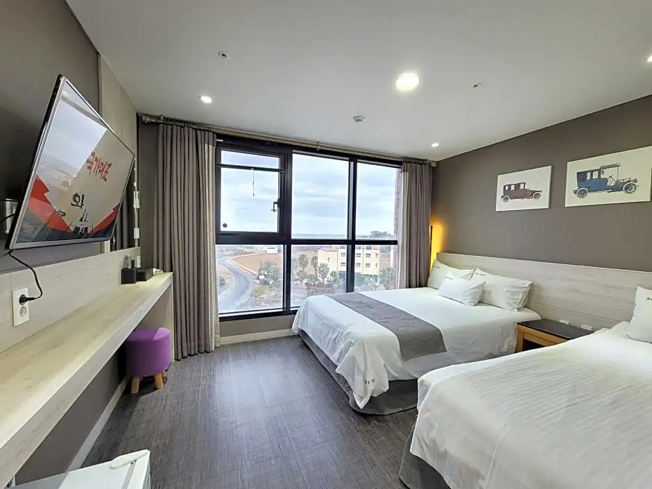 Standard Double room (twin beds)