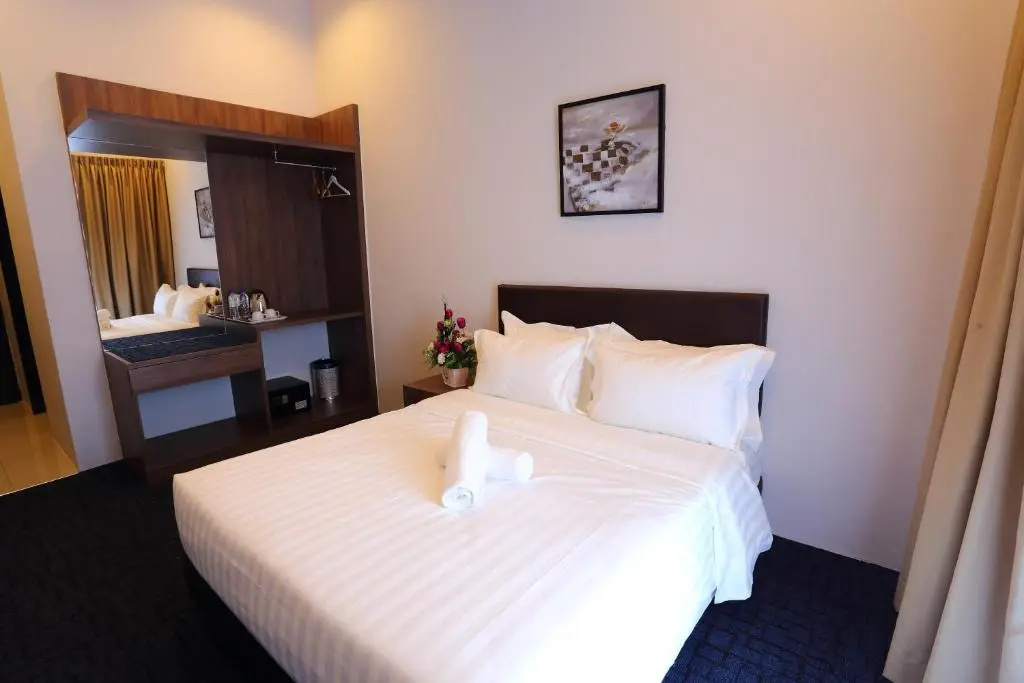 Premier Double room (full double bed)