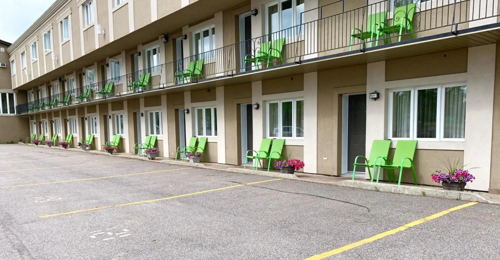 Quality Inn Mont-Laurier - фото 38