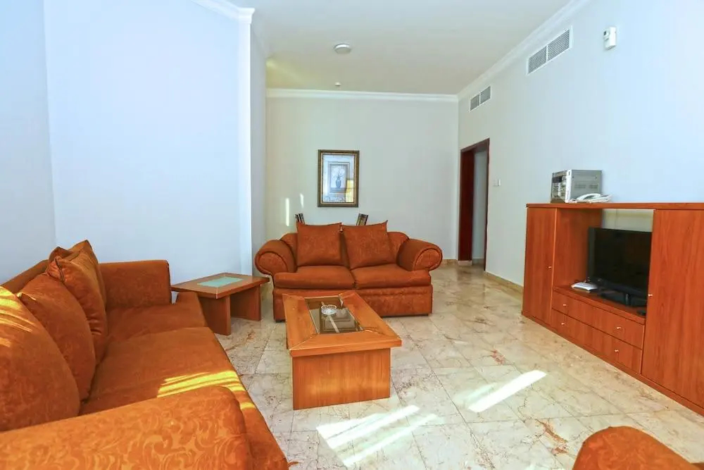 OYO 117 Al Jabriya Suites - фото 6