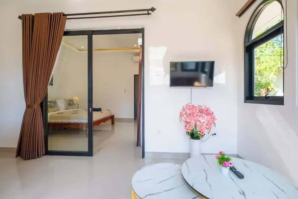 Crystal Flow Guest House & Apartment Canggu — фото