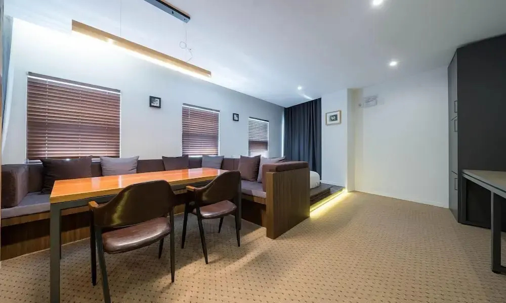 Premium Double room (twin beds)