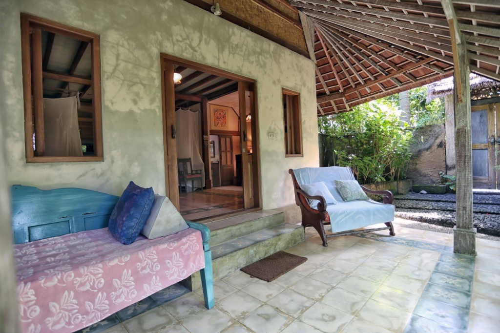 Balcony & Terrace