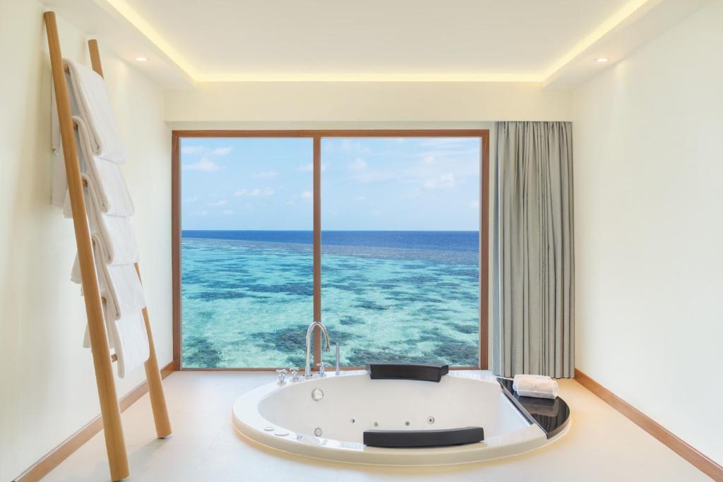 W Maldives