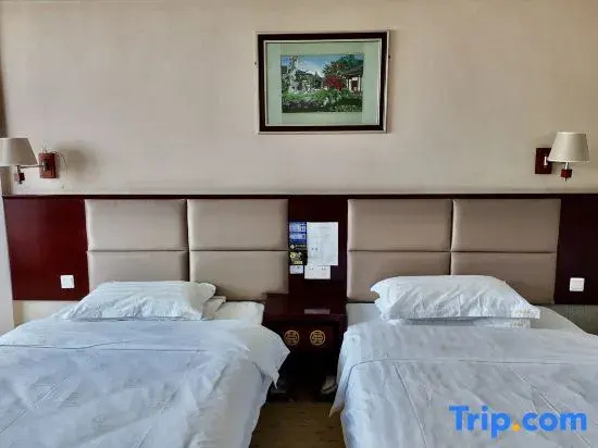 Standard Double room (twin beds)