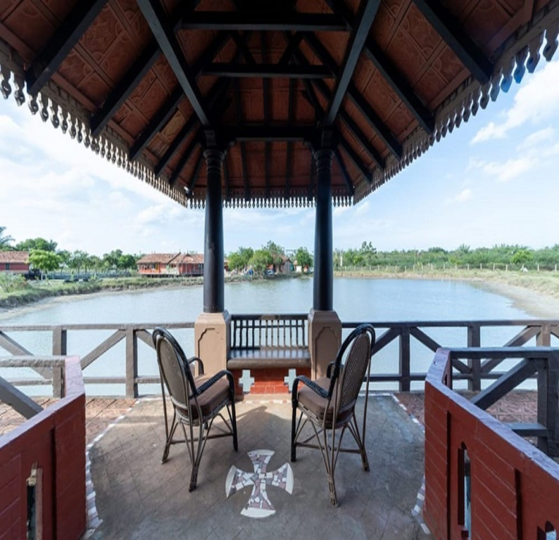 Velankanni Lake Resort - Chambres