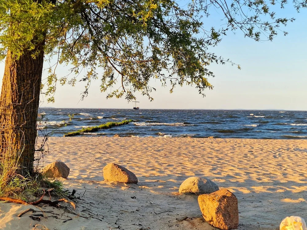 Beach & Waterfront