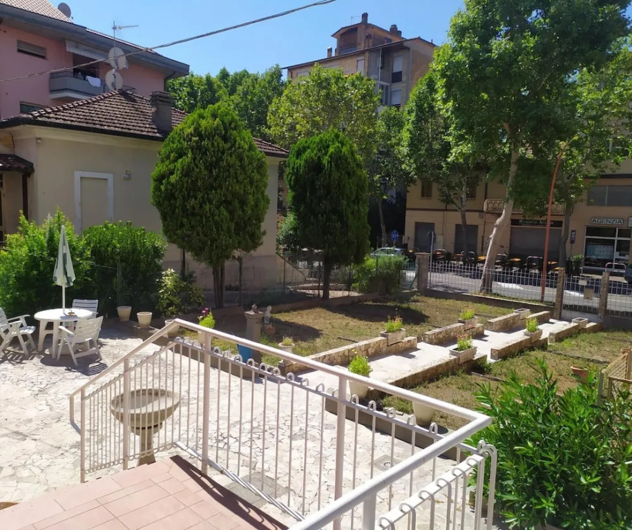 Bed & Breakfast Domus Cesena