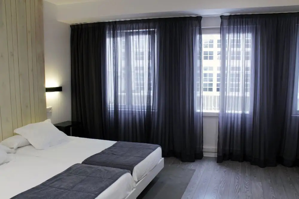 Superior Double room with balcony (full double bed)